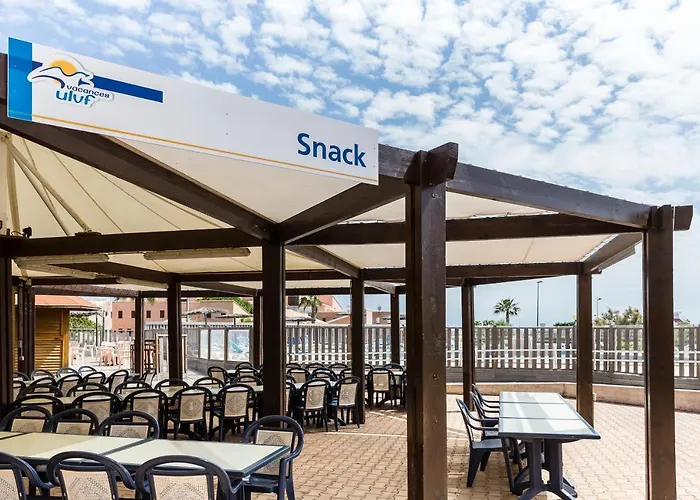 Aparthotel ULVF Les Girelles à Saint-Pierre-la-Mer 
