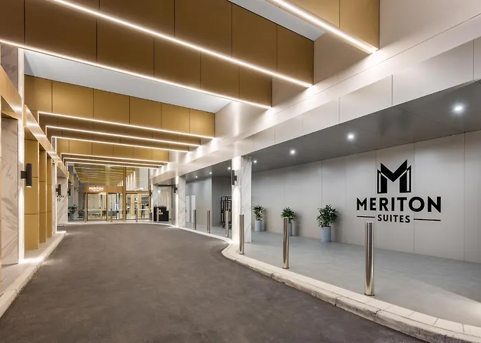 Meriton Suites Sydney Airport