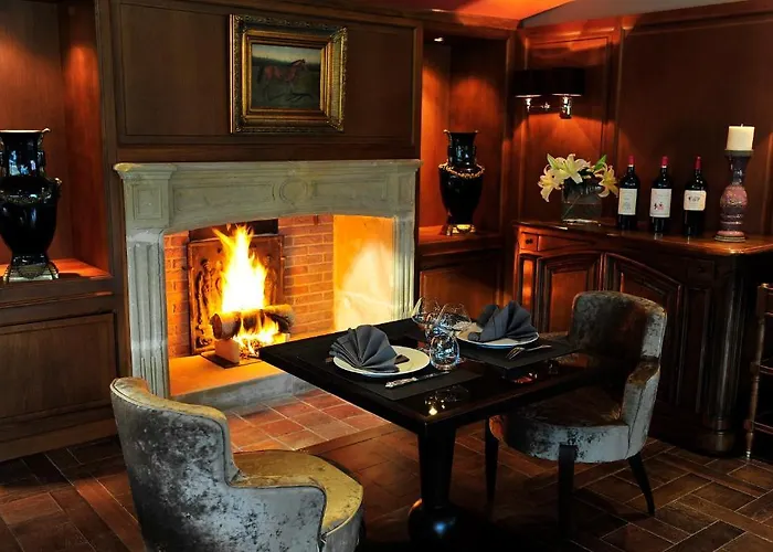 Le Domaine Chateau Du Faucon Donchery