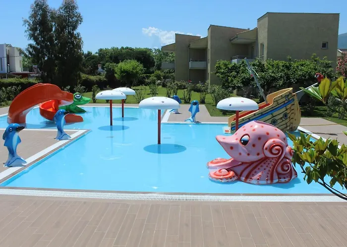 Poseidon Palace Leptokaryá