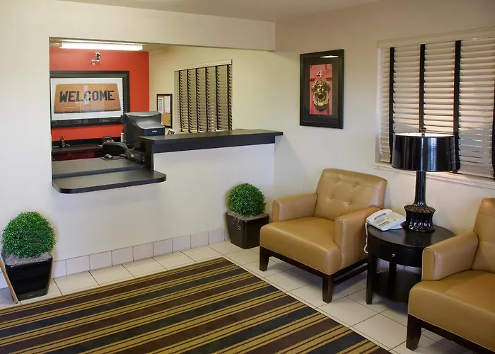 Extended Stay America Select Suites - Roanoke - Airport