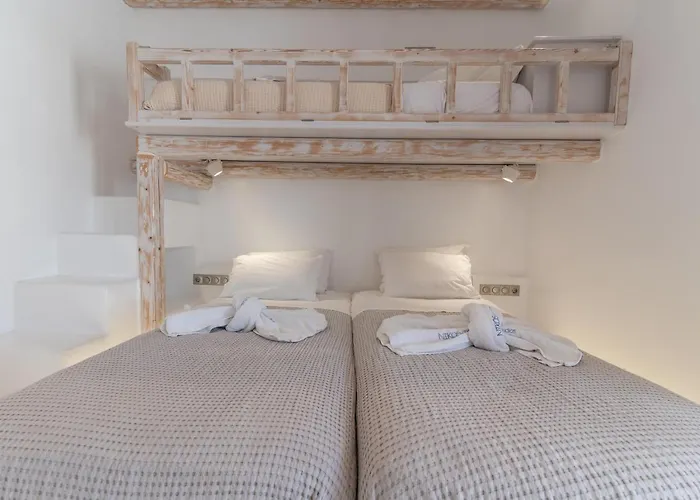 Nikos Apartments And Studios