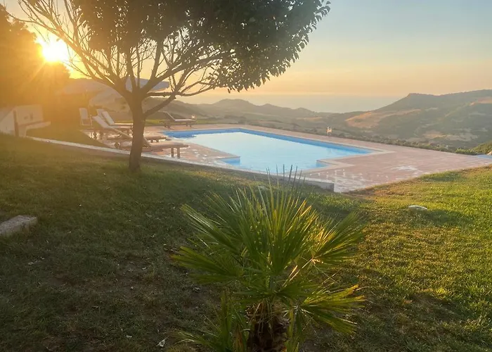 Villa Infinity