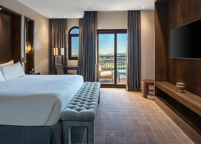 Doubletree By Hilton La Torre Golf Resort Roldán