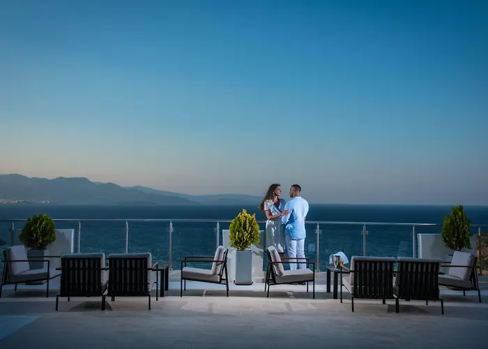 Mistral Mare Hotel