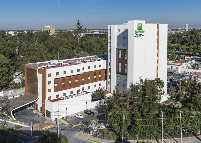 HS HOTSSON Smart Guadalajara Autónoma