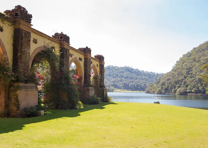 Sierra Lago