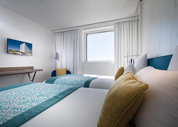 Golden Tulip Marseille Euromed