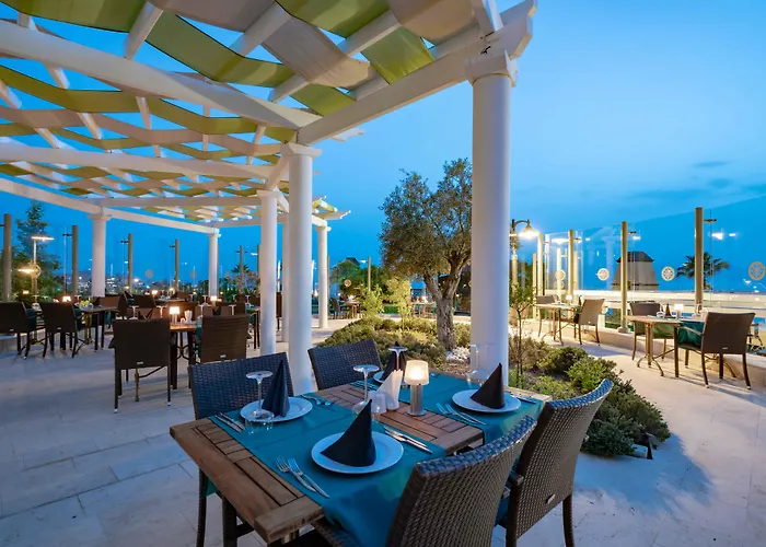 Royal Teos Thermal Resort Clinic & Spa - Halal Hotel Seferihisar