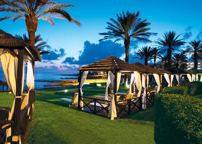 Constantinou Bros Athena Beach Hotel Geroskipou