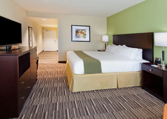 Holiday Inn Express & Suites West - Research Park By Ihg