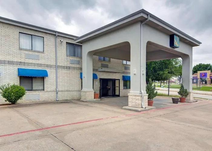 Quality Inn & Suites South