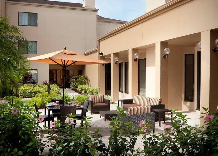 Courtyard By Marriott Fort Myers Cape Coral