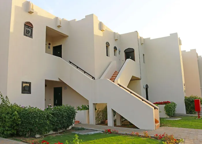 Radisson Blu Hotel & Resort, Al Ain