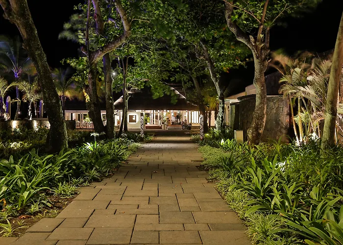 The Bay Club At Anahita