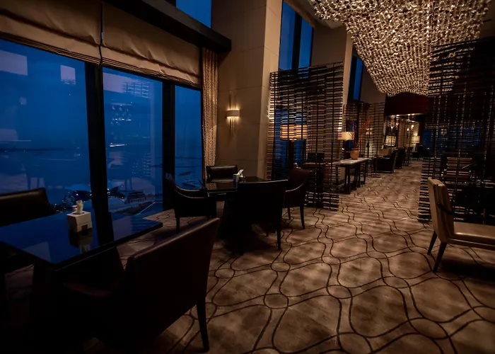 Hotel Fairmont Baku, Flame Towers