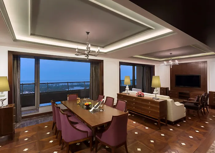 Hotel Crowne Plaza Kochi By Ihg