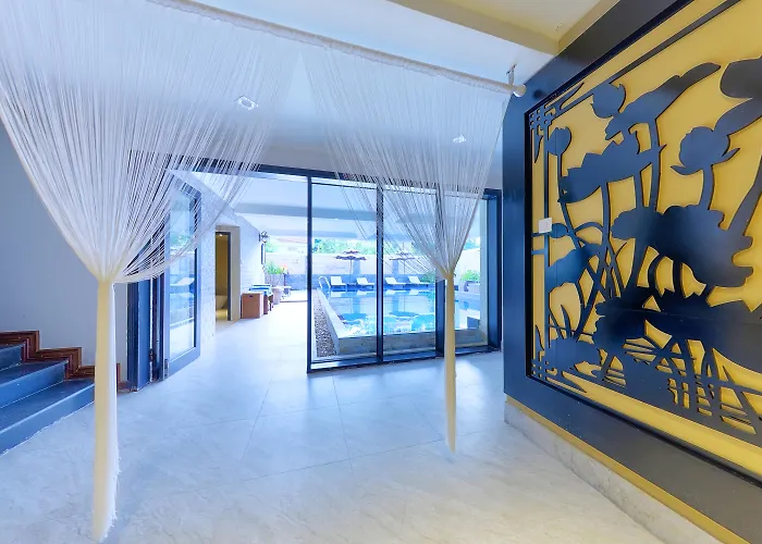 Royal Riverside Hoi An Hotel & Spa