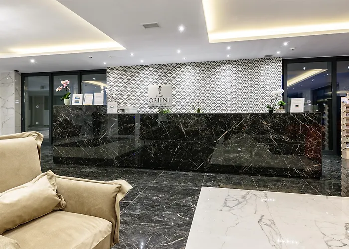 Cavo Orient Beach Hotel&Suites