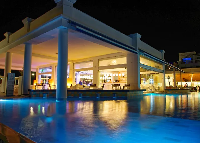 Minos Imperial Luxury Beach Resort & Spa Mílatos