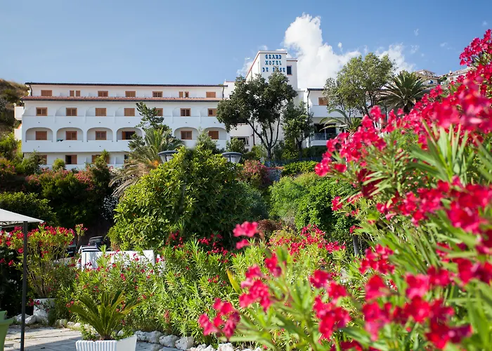 Grand Hotel De Rose