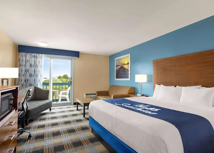 Days Inn By Wyndham Middletown/Newport Area