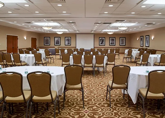 Clarion Hotel Portland Airport Me