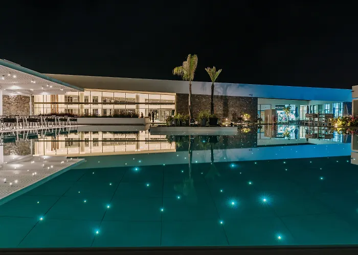 Gennadi Grand Resort