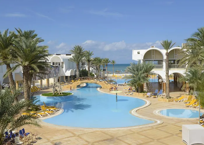 Monarque Dar Jerba Narjess- Family Only