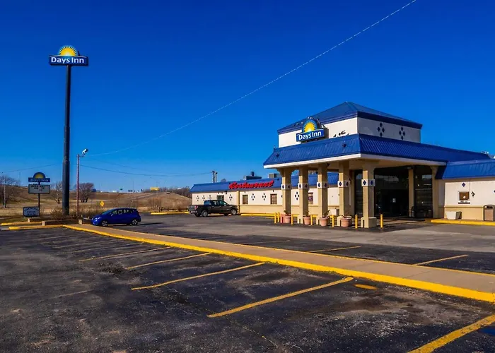 Days Inn By Wyndham Clinton