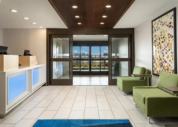 Holiday Inn Express & Suites Olive Branch By Ihg