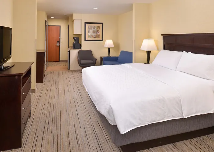 Holiday Inn Express & Suites Nampa - Idaho Center By Ihg