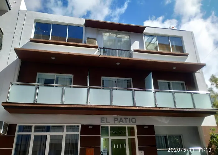 Apartamentos El Patio
