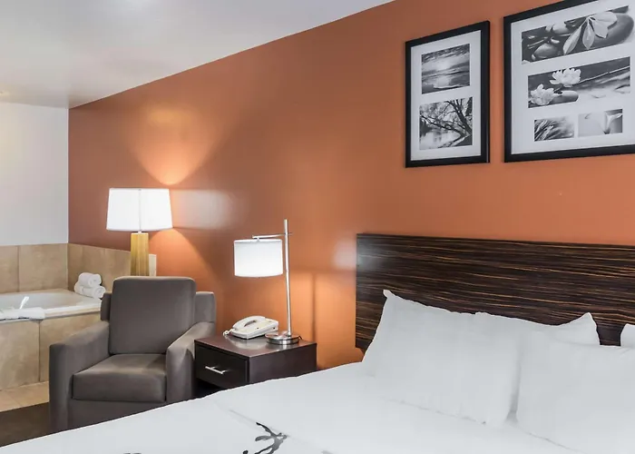 Sleep Inn & Suites North Liberty - Liberty City