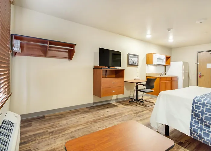 Econo Lodge Burlington I-70