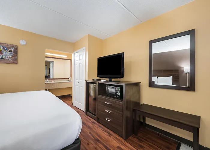 Econo Lodge Columbus Near Airport