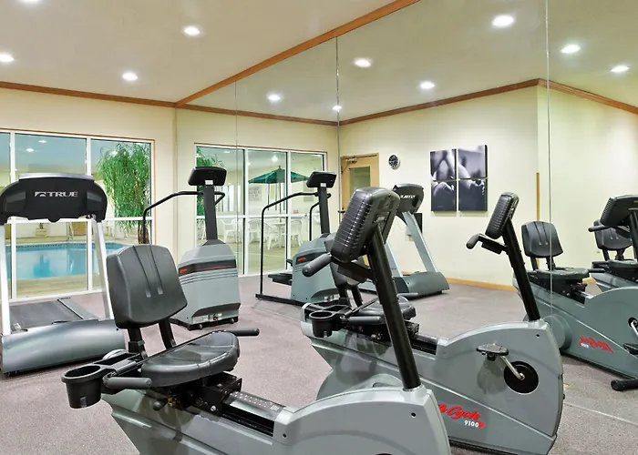 Country Inn & Suites By Radisson, Rock Falls, Il