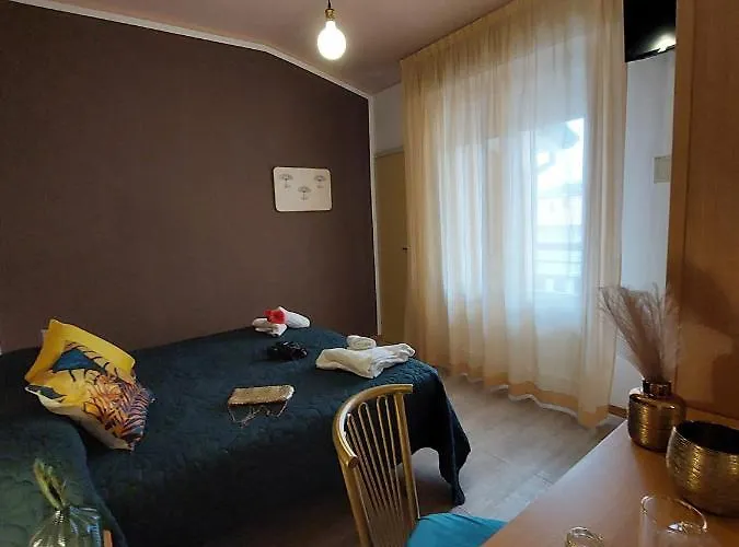 Maison Des Roses
