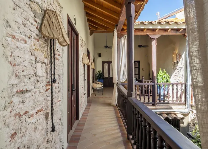 Privado Designer Boutique Hotel