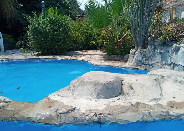 Bed and Breakfast El Jardin Colonial Calilegua