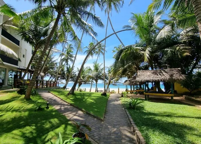 Dickwella Beach