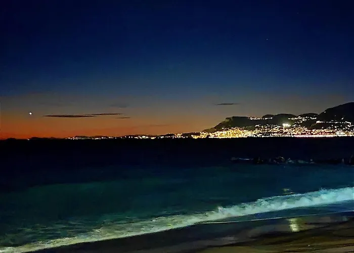 Villa Gaia - Luxury Villa, Pool & Wellness Rooms Bordighera