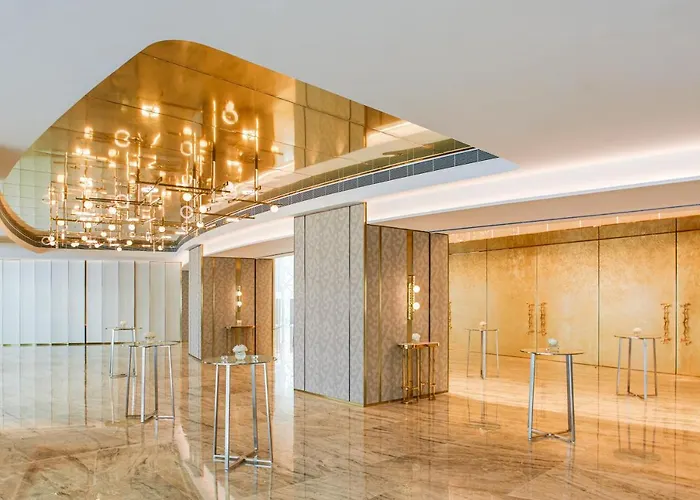 Nina Hotel Tsuen Wan West