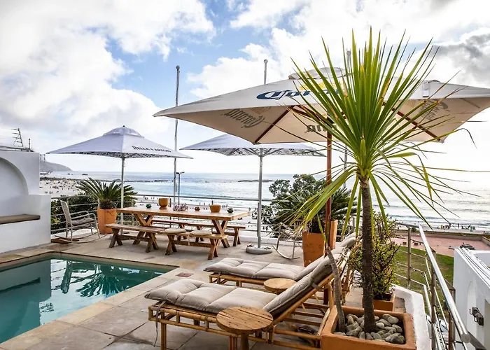 Sea Castle Hotel Camps Bay