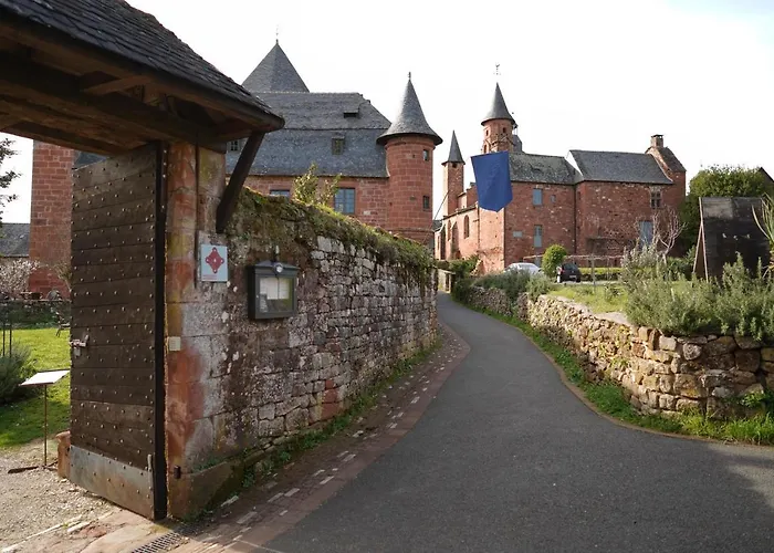 Château de Vassinhac chambres d'hôtes Collonges la rouge