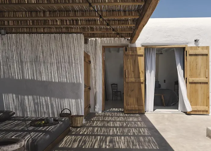 Nomad Mykonos - Small Luxury Hotels Of The World