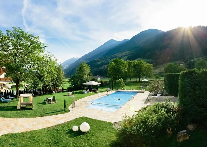 Wiesenhof Gardenresort St. Leonhard in Passeier