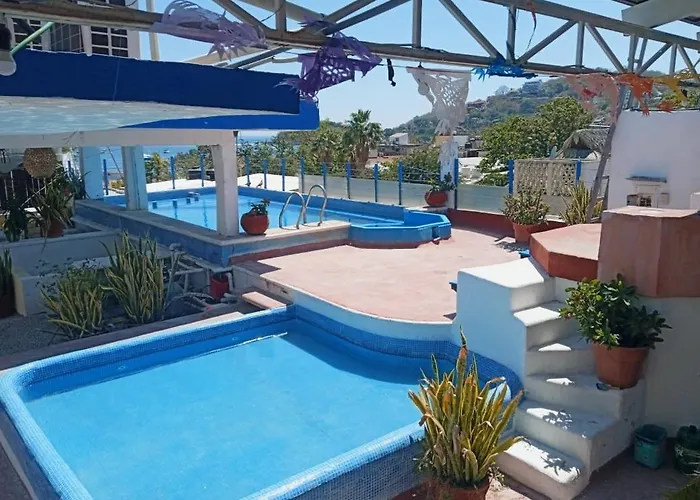 Hotel Corona Zihua