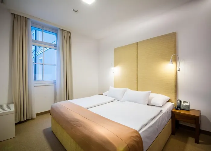 Rimske Terme Resort - Hotel Zdraviliski Dvor Rimske Toplice