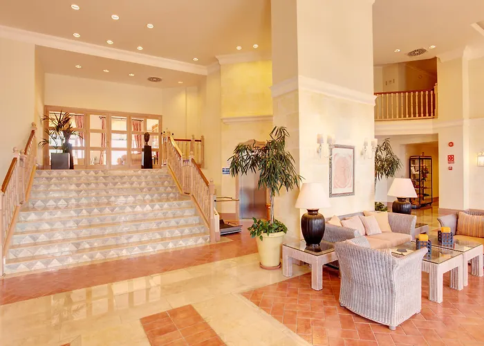 Grupotel Macarella Suites & Spa Son Xoriguer